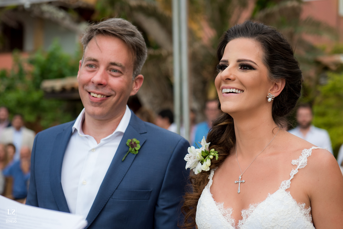 Casamento em Búzios, Nanda e Victor, decoração Vagalumes e Pirilampos e Fotografia do Lenine Serejo? Quer mais? Teve Bendito Casamento. Foto 44