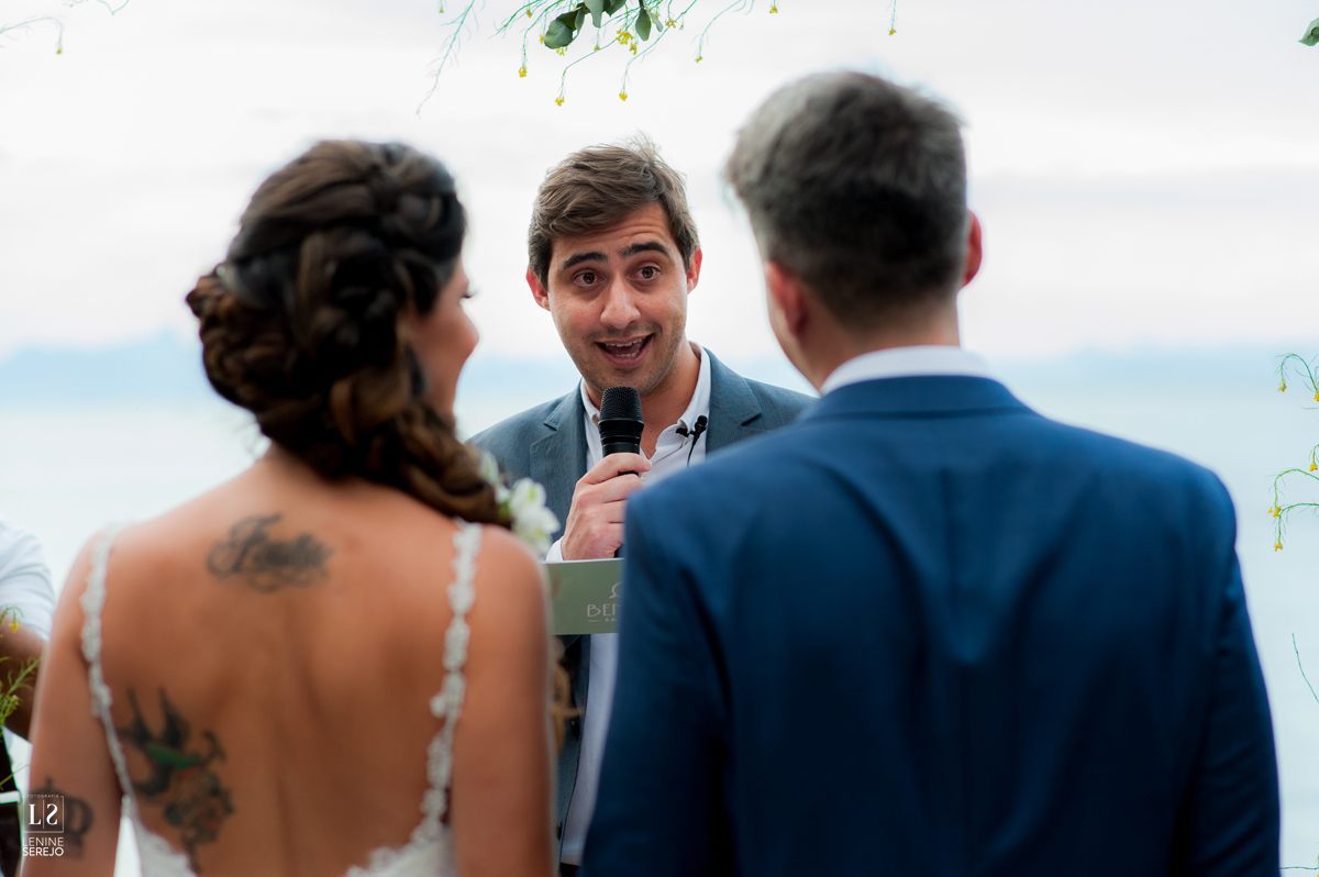 Casamento em Búzios, Nanda e Victor, decoração Vagalumes e Pirilampos e Fotografia do Lenine Serejo? Quer mais? Teve Bendito Casamento. Foto 41