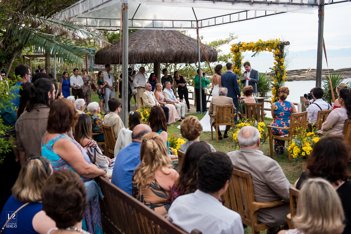 Casamento em Búzios, Nanda e Victor, decoração Vagalumes e Pirilampos e Fotografia do Lenine Serejo? Quer mais? Teve Bendito Casamento. Foto 52