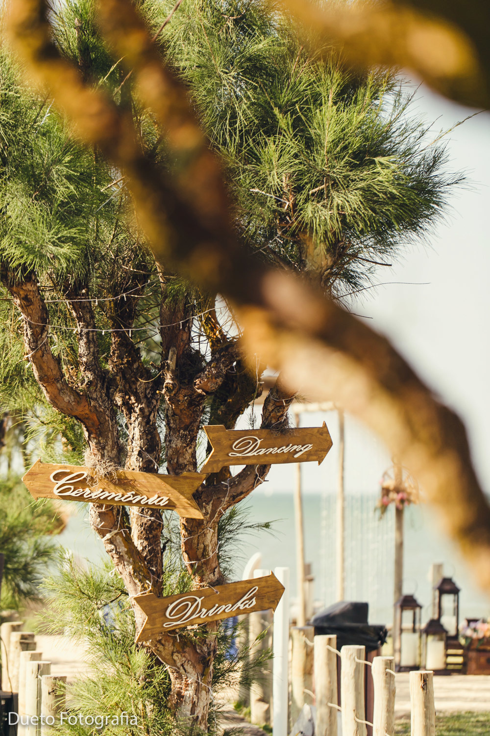 Casamento em Búzios, no estilo: Bohô Chic, Janaina e Vitor 22/07/2017, na Pousada Praia Rasa. Fotografia Dueto. Fodo de Casamento 50