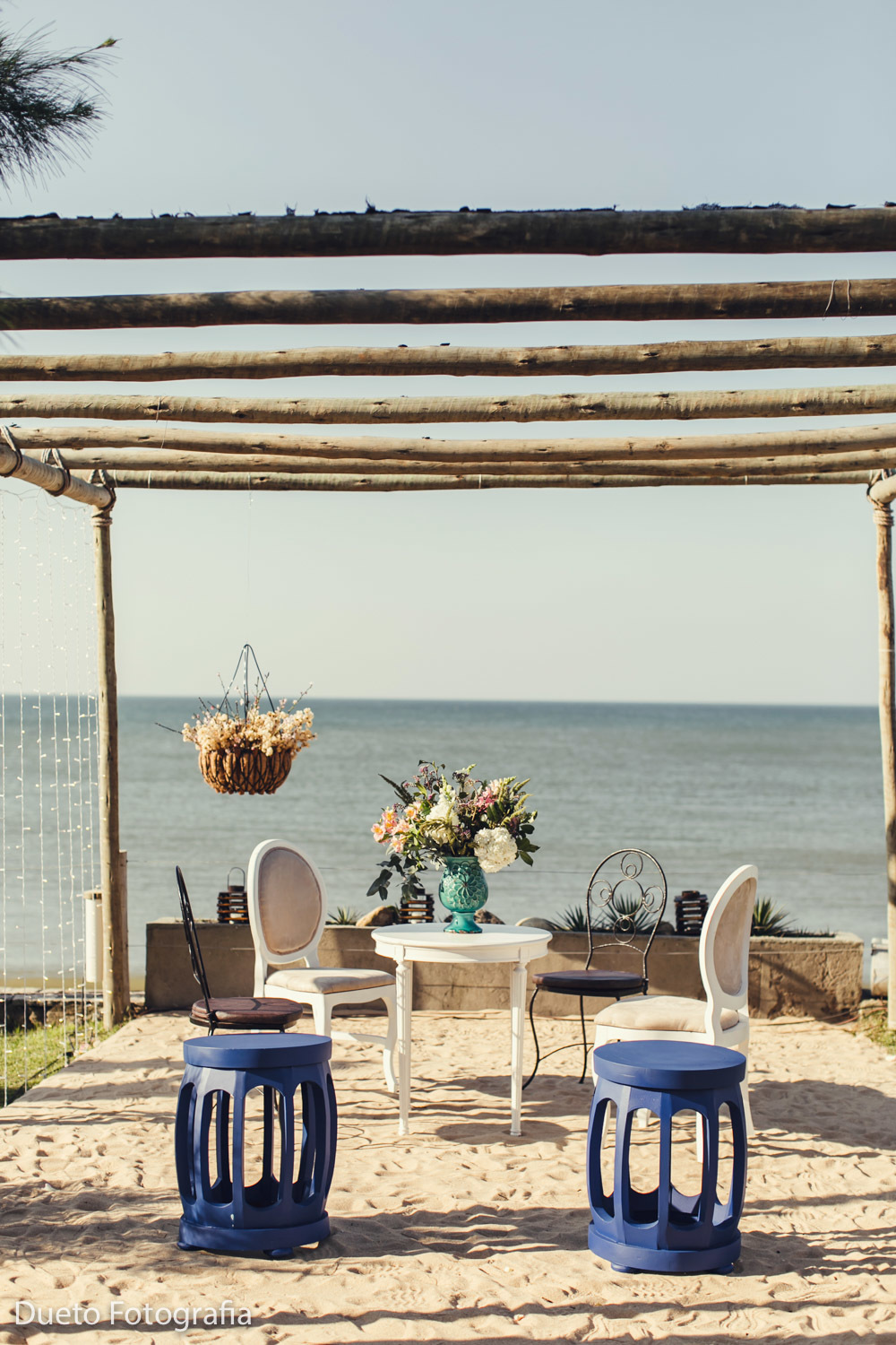 Casamento em Búzios, no estilo: Bohô Chic, Janaina e Vitor 22/07/2017, na Pousada Praia Rasa. Fotografia Dueto. Fodo de Casamento 54