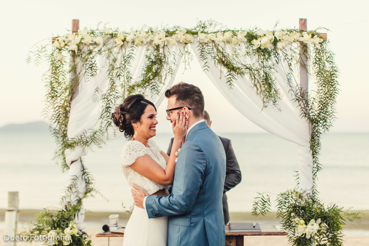 Casamento em Búzios, no estilo: Bohô Chic, Janaina e Vitor 22/07/2017, na Pousada Praia Rasa. Fotografia Dueto. Fodo de Casamento 78