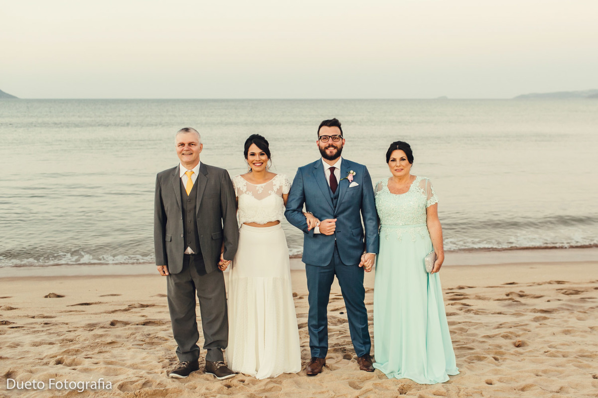 Casamento em Búzios, no estilo: Bohô Chic, Janaina e Vitor 22/07/2017, na Pousada Praia Rasa. Fotografia Dueto. Fodo de Casamento 11