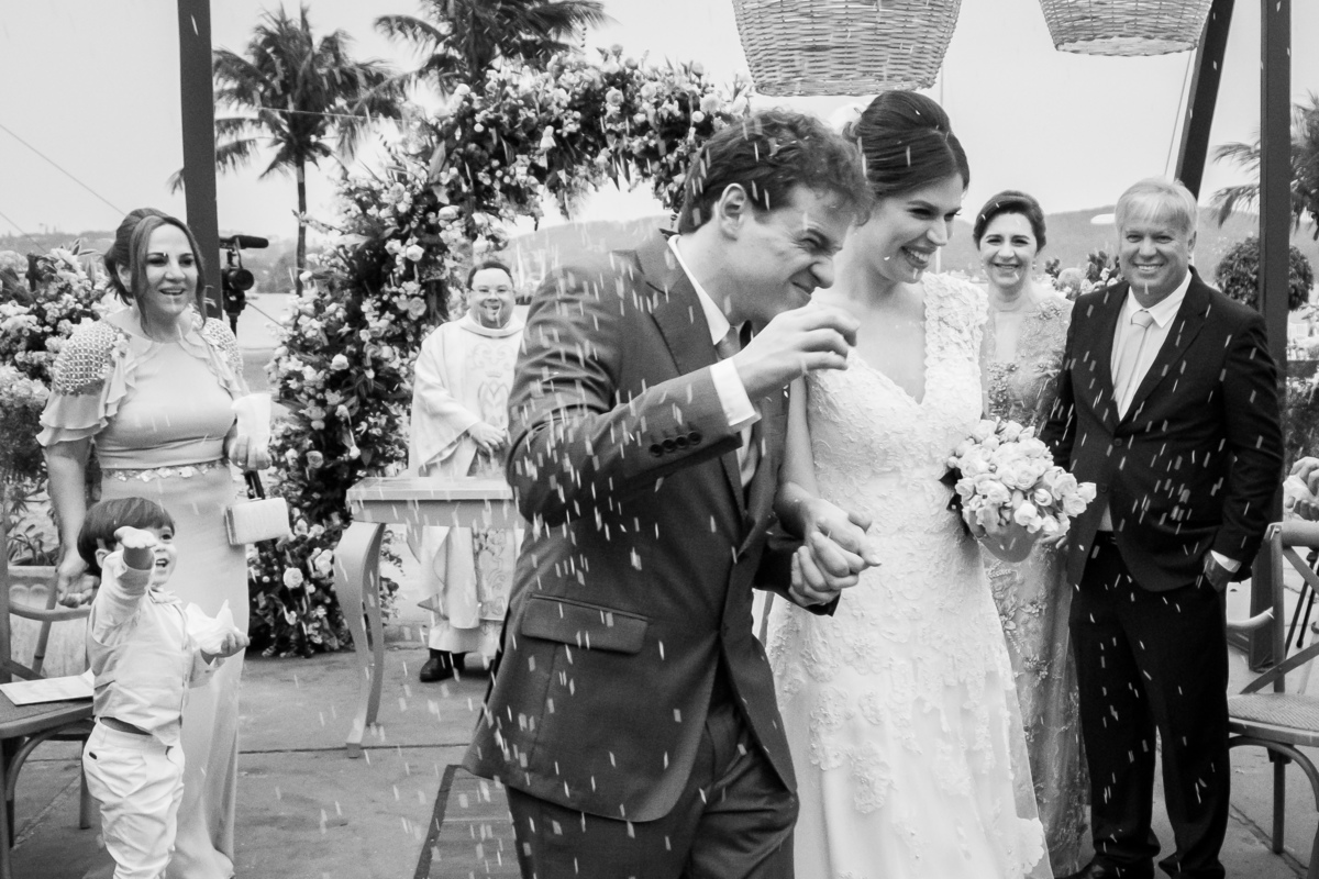 EF Cerimonial - Casamento em Búzios, no Iate Club de Búzios, Noivos: Marcela e Felipe 30/09/2017. Objetos decorativos do Jardim de Ornamentos e Fotografia do Guilherme Tonna. Privilege Buffet Búzios. Foto 38