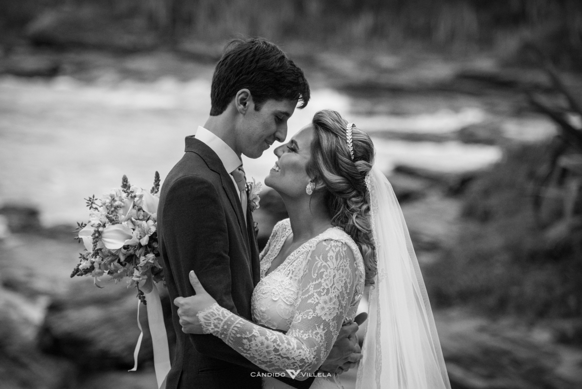 Casamento em Búzios, Paula Pessanha e Guilherme, 12/08/2017 no Costa do Sol Boutique Hotel em Búzios. Banda Rabuja, Decoração da NB Decora, Fotografia do Candido Vilella e Grupo Musical Violive para um casamento inesquecivel. Foto 42