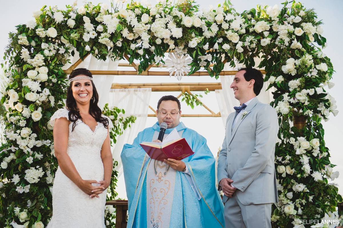 CAsamento em Búzios Tais e Gustavo, 01/04/2017, Villa Rasa Marina Hotel Boutique, decoração vagalumes e pirilampos, visagismo (cabelo e maquiagem) Euler de Castro Beauty, fotografia Felipe lanes e DJ Dentinho da Playback - Foto 12