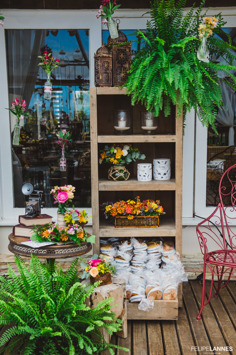 CAsamento em Búzios Tais e Gustavo, 01/04/2017, Villa Rasa Marina Hotel Boutique, decoração vagalumes e pirilampos, visagismo (cabelo e maquiagem) Euler de Castro Beauty, fotografia Felipe lanes e DJ Dentinho da Playback - Foto 37
