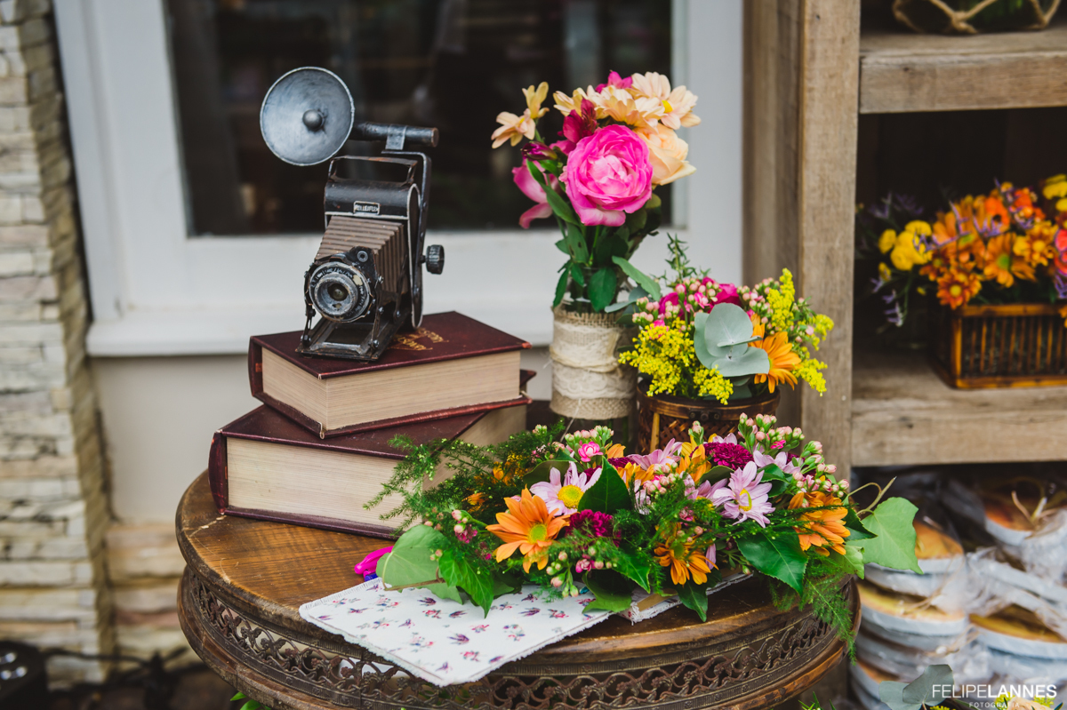 CAsamento em Búzios Tais e Gustavo, 01/04/2017, Villa Rasa Marina Hotel Boutique, decoração vagalumes e pirilampos, visagismo (cabelo e maquiagem) Euler de Castro Beauty, fotografia Felipe lanes e DJ Dentinho da Playback - Foto 40
