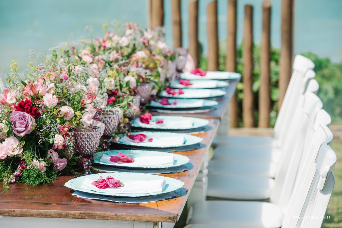 Casamento Juliane e Almir 
 27/10/2018, EF Cerimonial, Casamento em Búzios, Espaço: CasAmar na Praia Rasa com Decoração Bohô e Floral Desconstruído feita pelo Jardim de Ornamentos e Fotografada por Muniz e Maia. FOTO 07