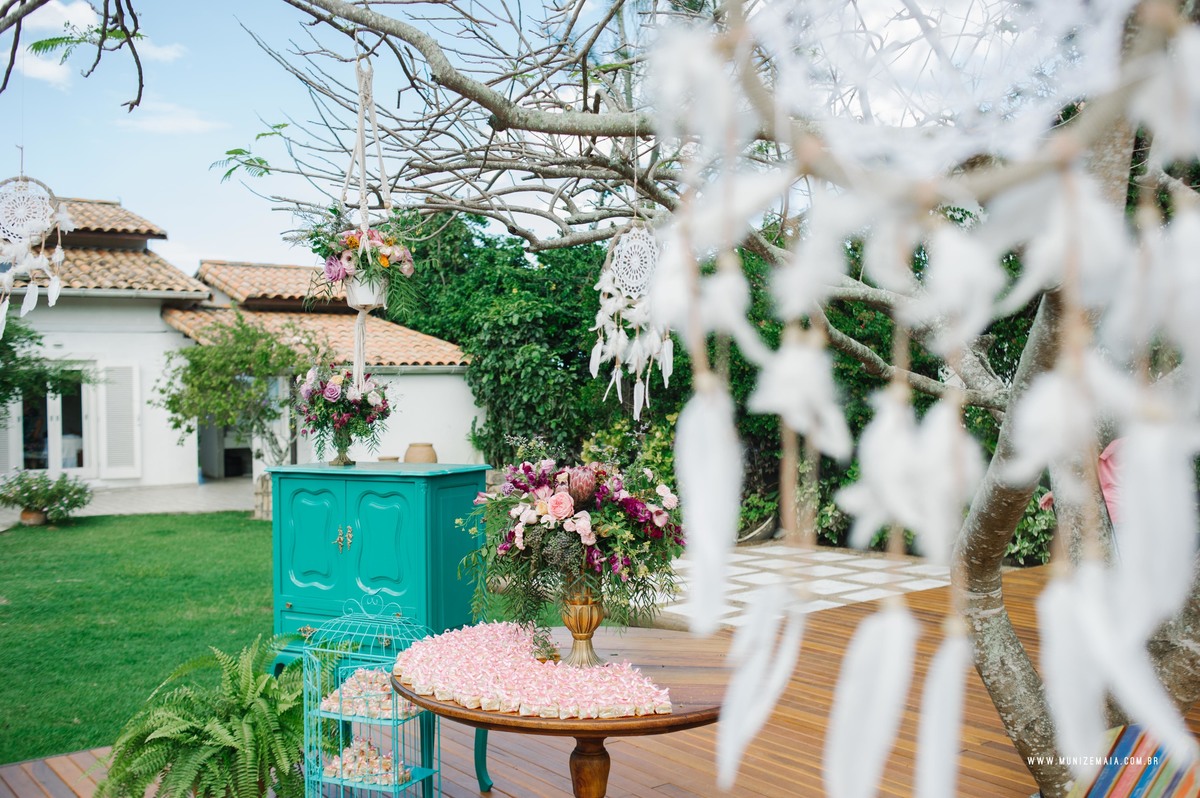 Casamento Juliane e Almir 
 27/10/2018, EF Cerimonial, Casamento em Búzios, Espaço: CasAmar na Praia Rasa com Decoração Bohô e Floral Desconstruído feita pelo Jardim de Ornamentos e Fotografada por Muniz e Maia. FOTO 11