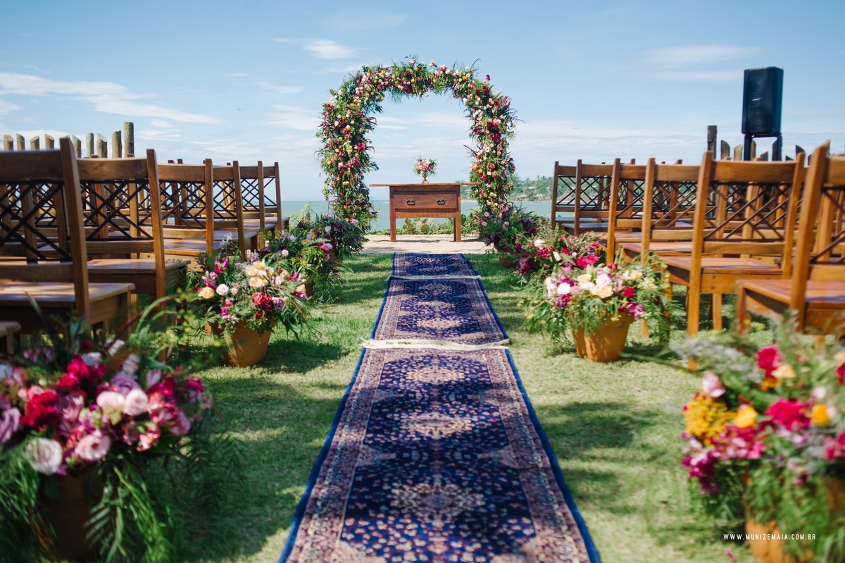 Casamento Juliane e Almir 
 27/10/2018, EF Cerimonial, Casamento em Búzios, Espaço: CasAmar na Praia Rasa com Decoração Bohô e Floral Desconstruído feita pelo Jardim de Ornamentos e Fotografada por Muniz e Maia. FOTO 03