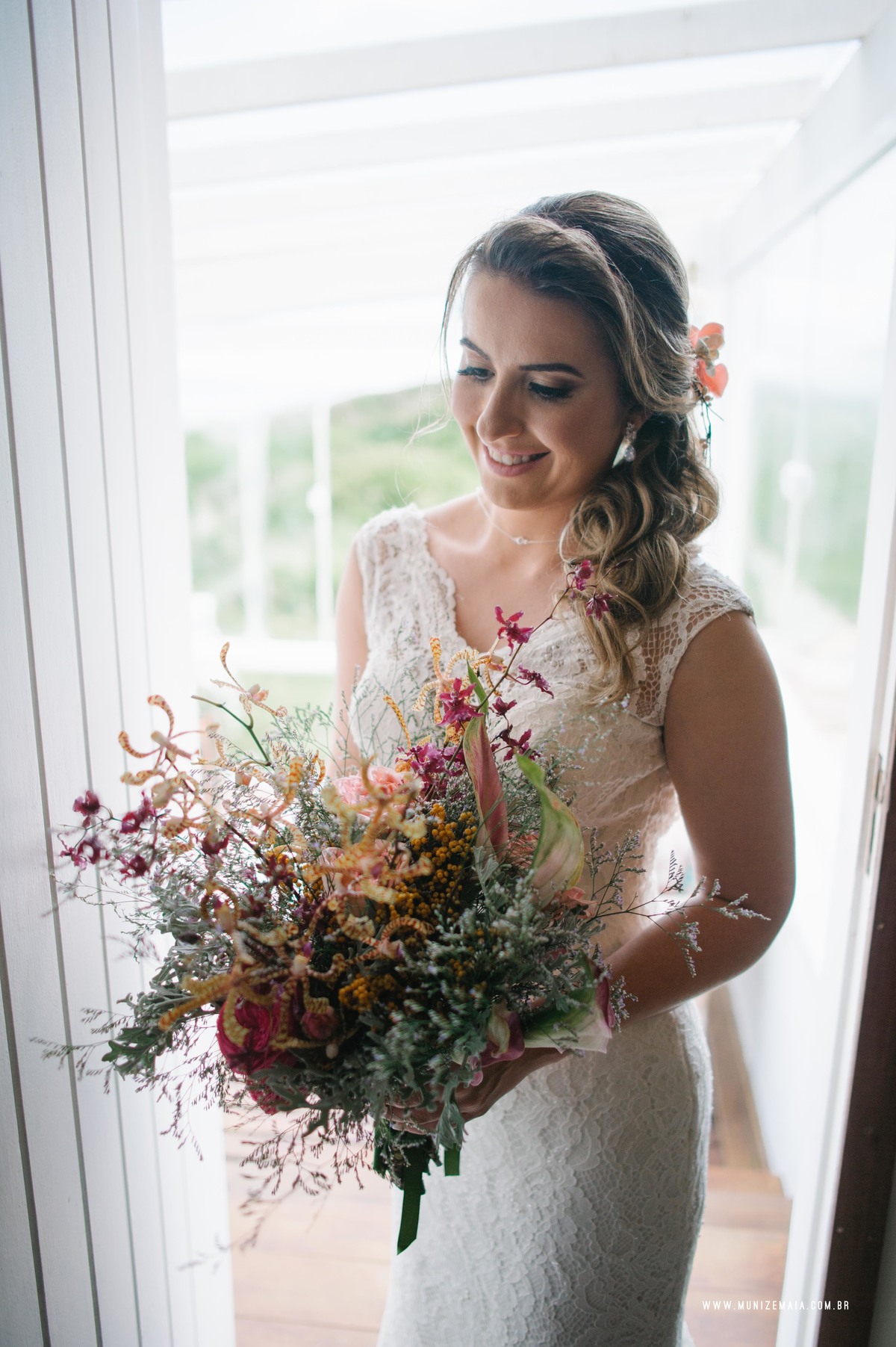 Casamento Juliane e Almir 
 27/10/2018, EF Cerimonial, Casamento em Búzios, Espaço: CasAmar na Praia Rasa com Decoração Bohô e Floral Desconstruído feita pelo Jardim de Ornamentos e Fotografada por Muniz e Maia. FOTO 01