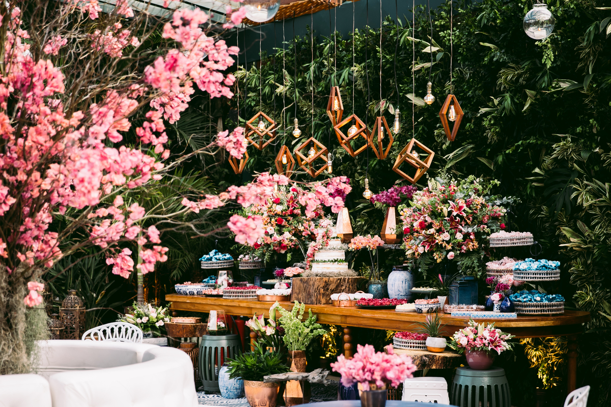 EF Cerimonial-Casamento em Búzios. Paula e Gabriel 2018. Buffet Privilege, Guilherme Tona, Casaba Filmes, MAquiagem Gabi Back, Decoração: Caca Porto e Jardim de Ornamentos. Vestido de noiva MArtu. DJ Dentinho da Playback e Aração LivOn e Violive. FOTO 37