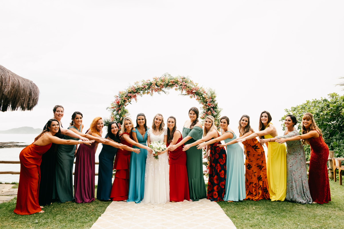 EF Cerimonial-Casamento em Búzios. Paula e Gabriel 2018. Buffet Privilege, Guilherme Tona, Casaba Filmes, MAquiagem Gabi Back, Decoração: Caca Porto e Jardim de Ornamentos. Vestido de noiva MArtu. DJ Dentinho da Playback e Aração LivOn e Violive. FOTO 67