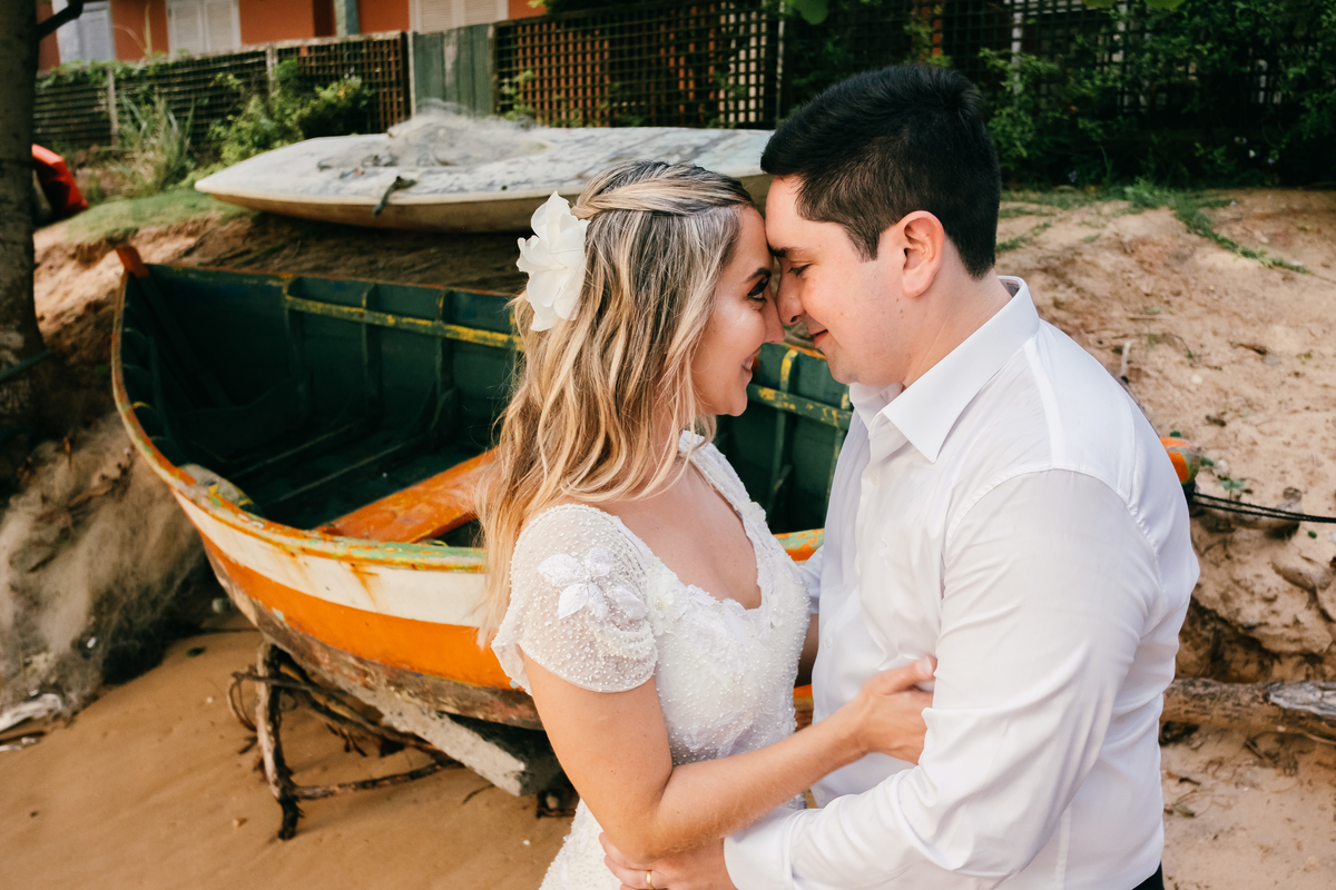 EF Cerimonial-Casamento em Búzios. Paula e Gabriel 2018. Buffet Privilege, Guilherme Tona, Casaba Filmes, MAquiagem Gabi Back, Decoração: Caca Porto e Jardim de Ornamentos. Vestido de noiva MArtu. DJ Dentinho da Playback e Aração LivOn e Violive. FOTO 89