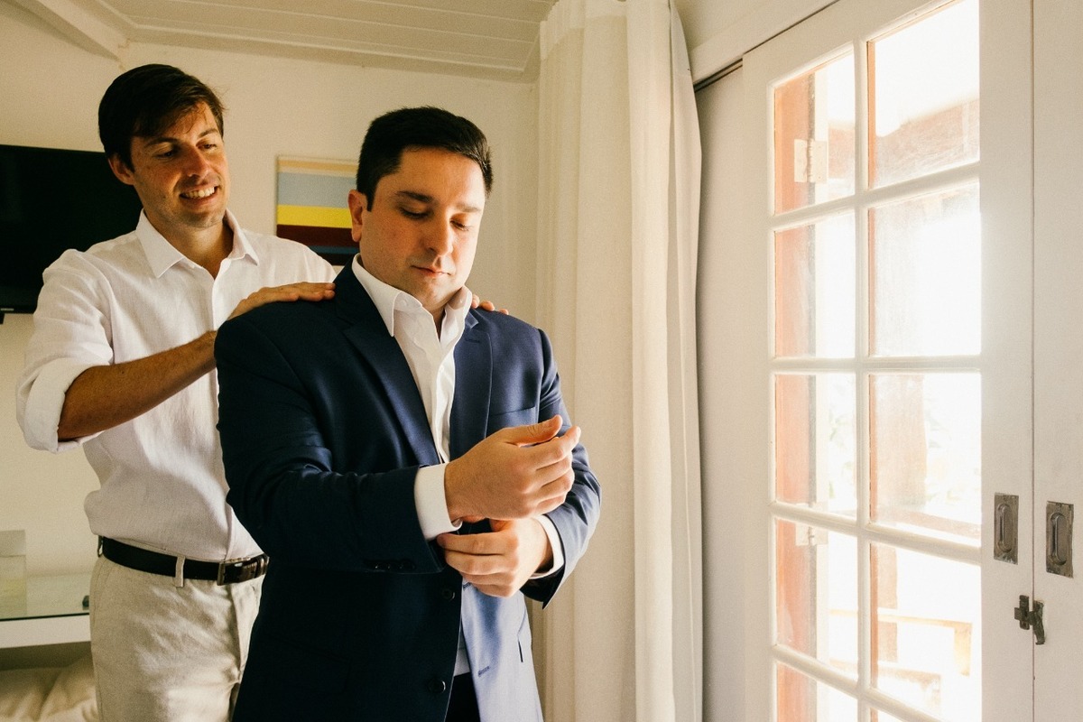 EF Cerimonial-Casamento em Búzios. Paula e Gabriel 2018. Buffet Privilege, Guilherme Tona, Casaba Filmes, MAquiagem Gabi Back, Decoração: Caca Porto e Jardim de Ornamentos. Vestido de noiva MArtu. DJ Dentinho da Playback e Aração LivOn e Violive. FOTO 17