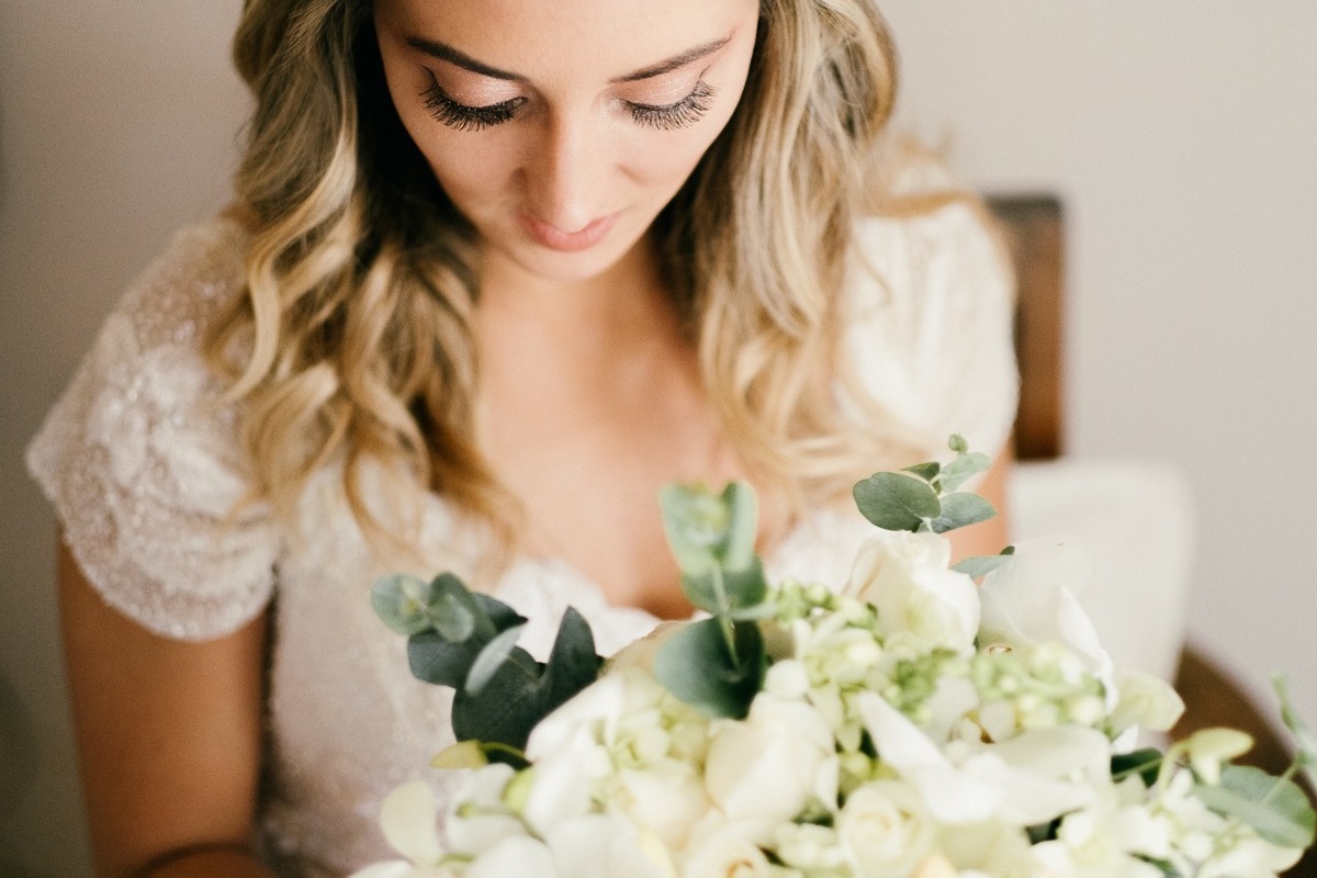 EF Cerimonial-Casamento em Búzios. Paula e Gabriel 2018. Buffet Privilege, Guilherme Tona, Casaba Filmes, MAquiagem Gabi Back, Decoração: Caca Porto e Jardim de Ornamentos. Vestido de noiva MArtu. DJ Dentinho da Playback e Aração LivOn e Violive. FOTO 09