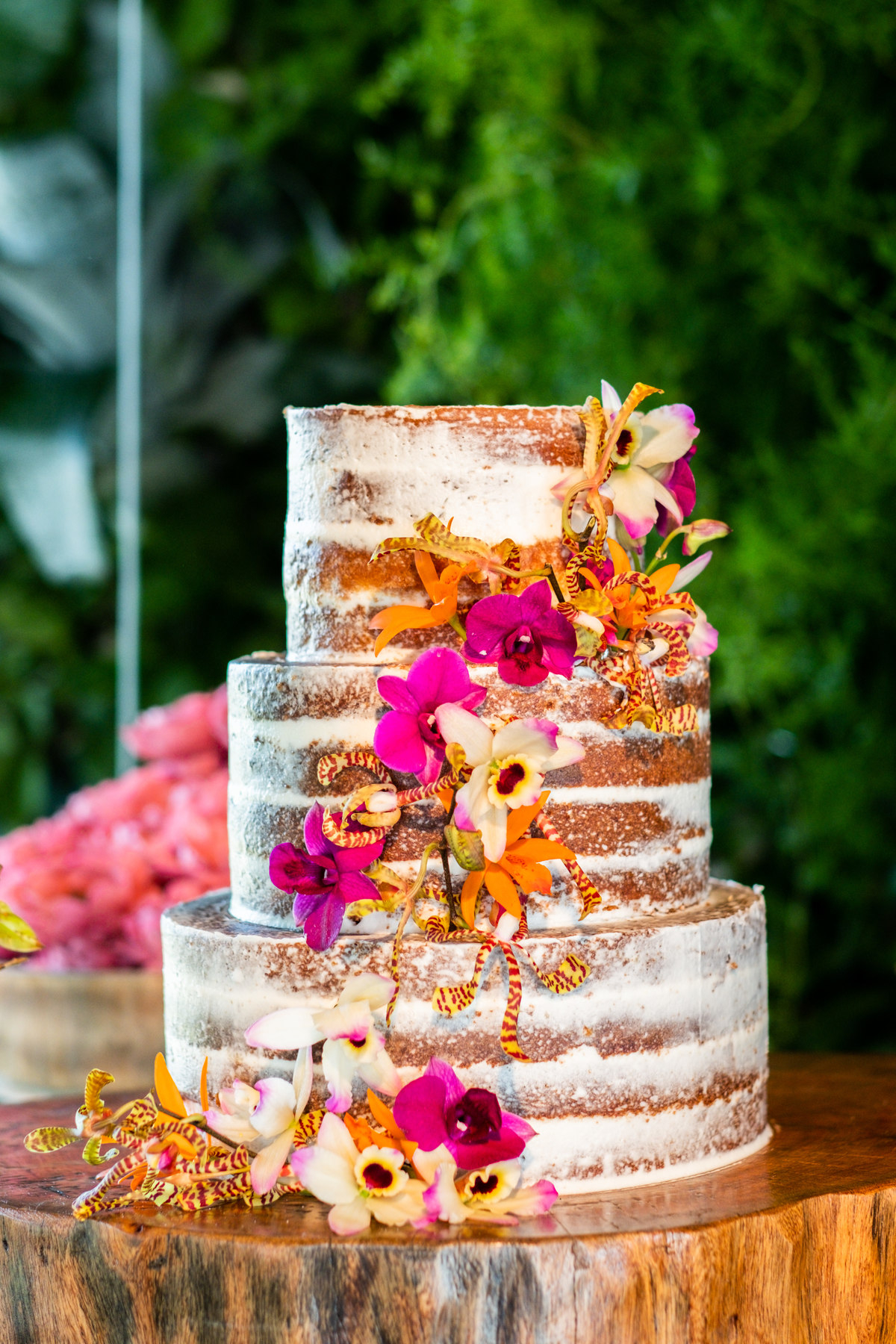 EF Cerimonial-Casamento em Búzios, Tati e Fabio 13/10/2018, Brava Casa Búzios. Decoração da Ello4 Eventos, cabelo e maquiagem do Euler de Castro, Vestido Carol Hungria, Fotografia do Guilherme Tonna, Filmagem da Padede Filmes. Grupo do Bola. Fotografia 16