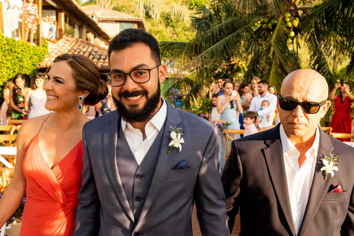 EF Cerimonial-Casamento em Búzios, Tati e Fabio 13/10/2018, Brava Casa Búzios. Decoração da Ello4 Eventos, cabelo e maquiagem do Euler de Castro, Vestido Carol Hungria, Fotografia do Guilherme Tonna, Filmagem da Padede Filmes. Grupo do Bola. Fotografia 38
