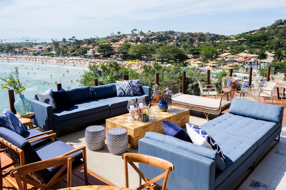 EF Cerimonial-Casamento em Búzios, Tati e Fabio 13/10/2018, Brava Casa Búzios. Decoração da Ello4 Eventos, cabelo e maquiagem do Euler de Castro, Vestido Carol Hungria, Fotografia do Guilherme Tonna, Filmagem da Padede Filmes. Grupo do Bola. Fotografia 35