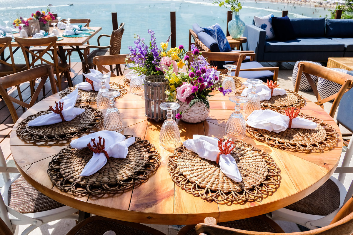 EF Cerimonial-Casamento em Búzios, Tati e Fabio 13/10/2018, Brava Casa Búzios. Decoração da Ello4 Eventos, cabelo e maquiagem do Euler de Castro, Vestido Carol Hungria, Fotografia do Guilherme Tonna, Filmagem da Padede Filmes. Grupo do Bola. Fotografia 33