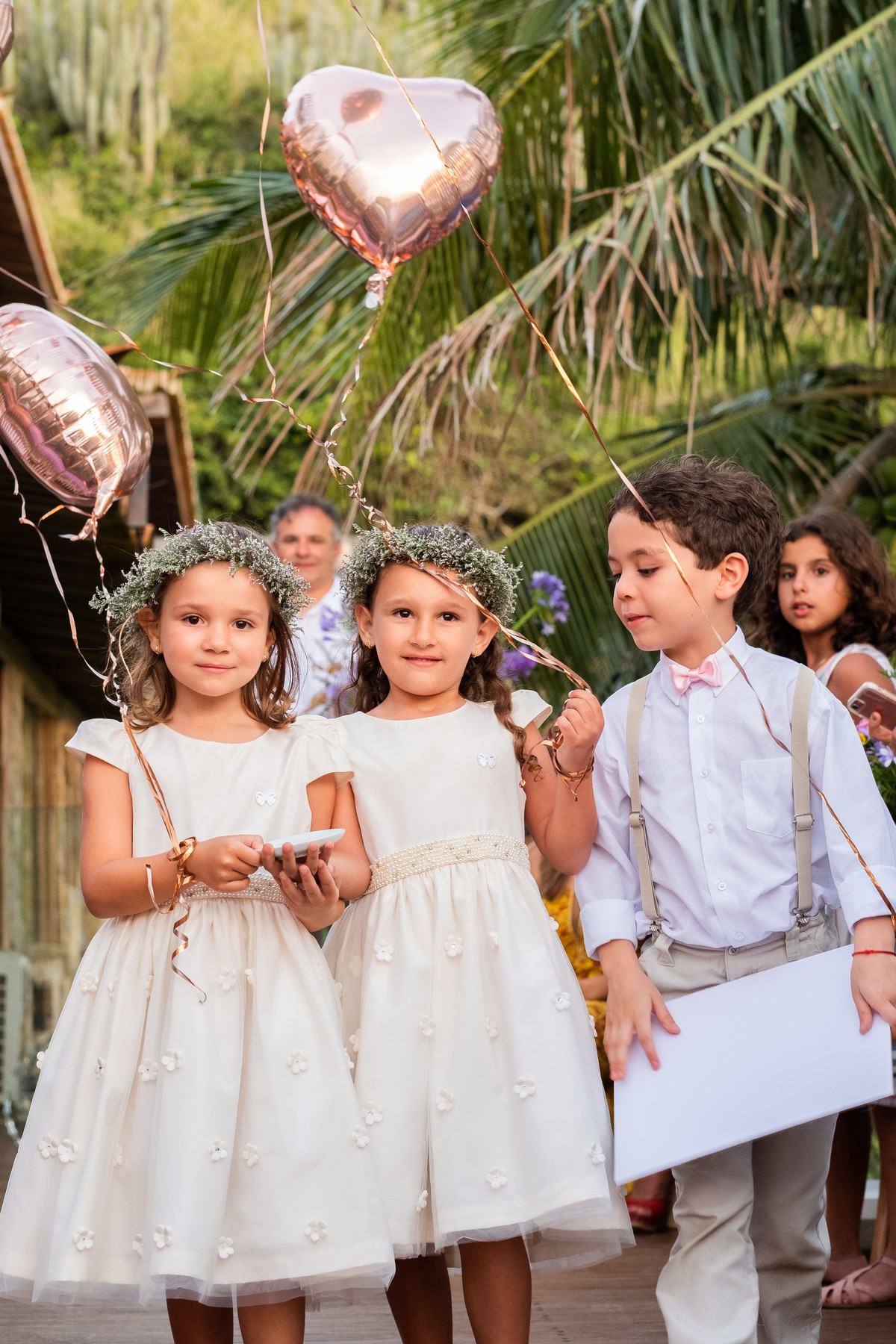 EF Cerimonial-Casamento em Búzios, Tati e Fabio 13/10/2018, Brava Casa Búzios. Decoração da Ello4 Eventos, cabelo e maquiagem do Euler de Castro, Vestido Carol Hungria, Fotografia do Guilherme Tonna, Filmagem da Padede Filmes. Grupo do Bola. Fotografia 52