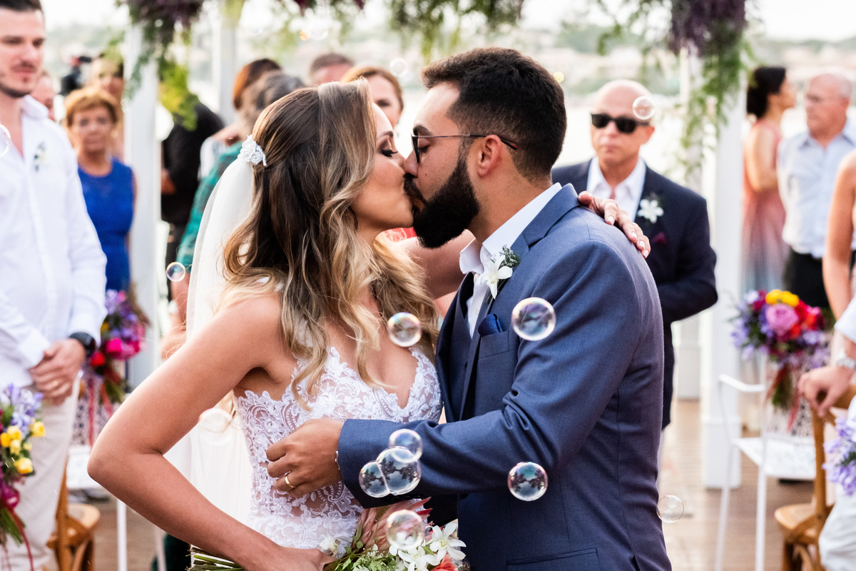 EF Cerimonial-Casamento em Búzios, Tati e Fabio 13/10/2018, Brava Casa Búzios. Decoração da Ello4 Eventos, cabelo e maquiagem do Euler de Castro, Vestido Carol Hungria, Fotografia do Guilherme Tonna, Filmagem da Padede Filmes. Grupo do Bola. Fotografia 58