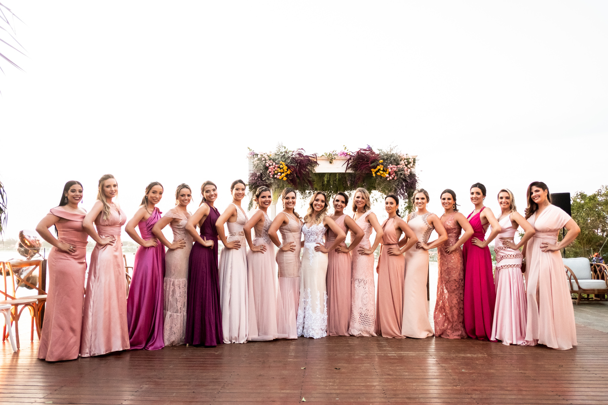 EF Cerimonial-Casamento em Búzios, Tati e Fabio 13/10/2018, Brava Casa Búzios. Decoração da Ello4 Eventos, cabelo e maquiagem do Euler de Castro, Vestido Carol Hungria, Fotografia do Guilherme Tonna, Filmagem da Padede Filmes. Grupo do Bola. Fotografia 59