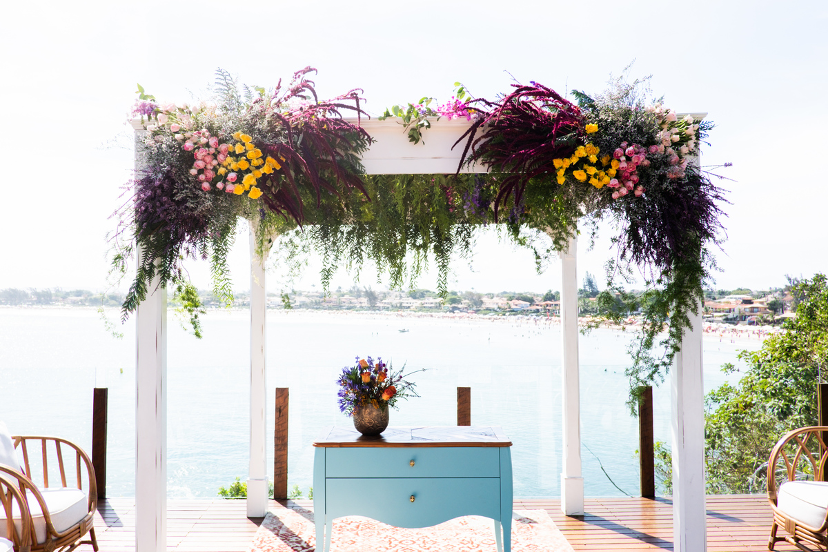 EF Cerimonial-Casamento em Búzios, Tati e Fabio 13/10/2018, Brava Casa Búzios. Decoração da Ello4 Eventos, cabelo e maquiagem do Euler de Castro, Vestido Carol Hungria, Fotografia do Guilherme Tonna, Filmagem da Padede Filmes. Grupo do Bola. Fotografia 13