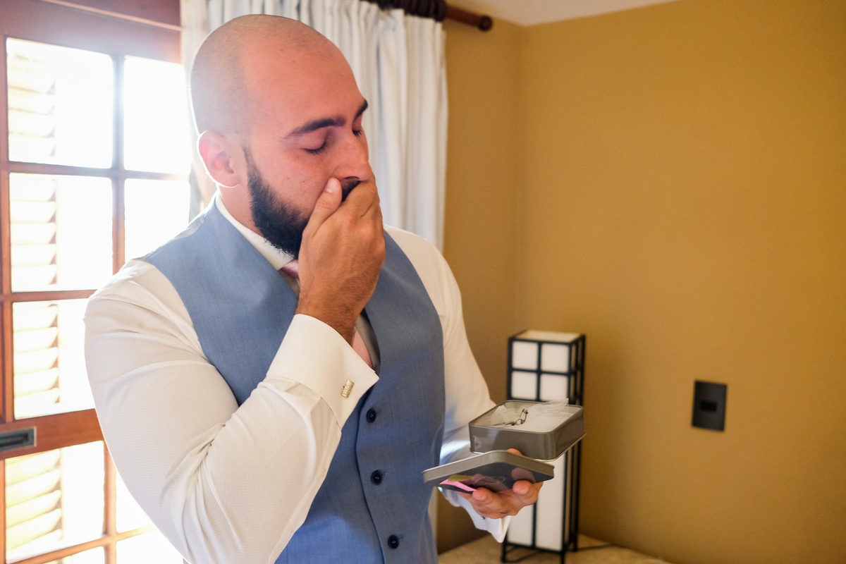 No Local Brava Casa Búzios. EF CErimonial. Gabriel Queiroz Filmes - Guilherme Tonnna Fotografia - Studio 55 Beauty.  Decoração Vagalumes e Pililampos Vestido Carol Hungria. Casamento em Búzios, Fernanda Broncaoe Bruno Ibrain.  07/04/2018. FOTO 21