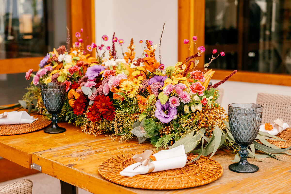 Casamento em Búzios. Mari e Rodrigo. Villa Raphael e Uniq Geribá Búzios. Fotografia Guilherme Tonna. atrações: Violive e LiveON Buzios. Decoração NB Decora e CAsarBúzios. EF CERIMONIAL -Organização de casamento na praia. FOTO 13