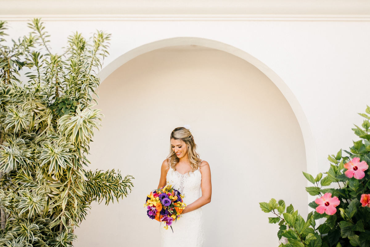 casamento em buzios FOTO 2 mari mastrangelo buque de noiva dia da noiva. vestido de noiva.