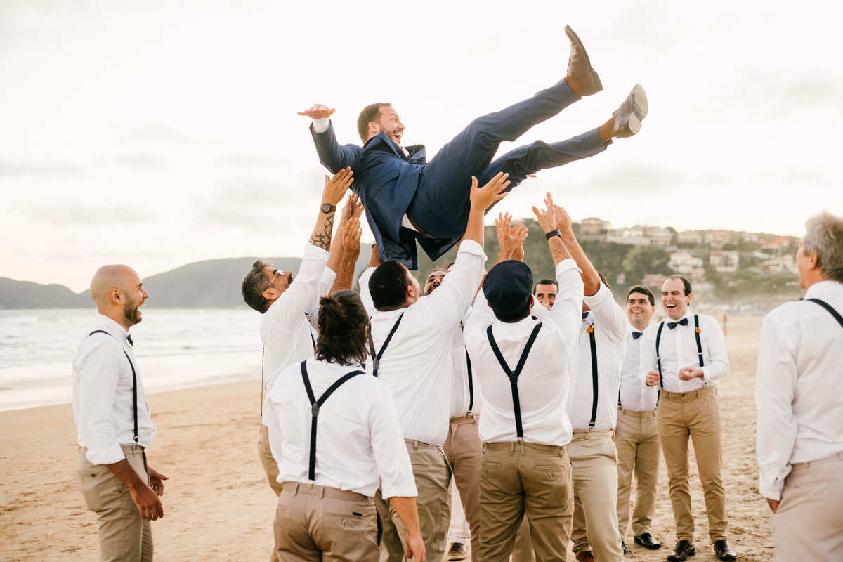 Casamento em Búzios. Mari e Rodrigo. Villa Raphael e Uniq Geribá Búzios. Fotografia Guilherme Tonna. atrações: Violive e LiveON Buzios. Decoração NB Decora e CAsarBúzios. EF CERIMONIAL -Organização de casamento na praia. FOTO 37