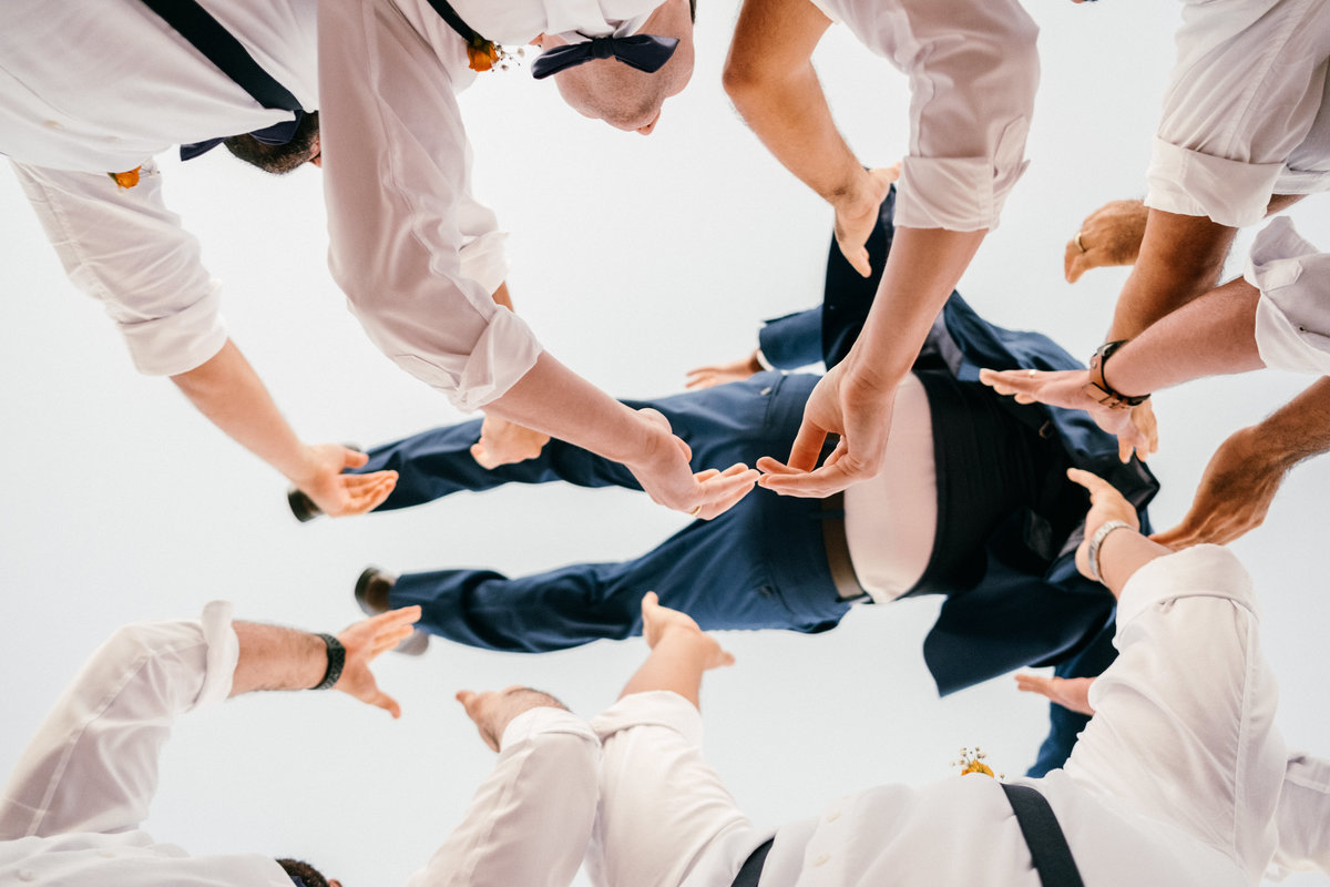 Casamento em Búzios. Mari e Rodrigo. Villa Raphael e Uniq Geribá Búzios. Fotografia Guilherme Tonna. atrações: Violive e LiveON Buzios. Decoração NB Decora e CAsarBúzios. EF CERIMONIAL -Organização de casamento na praia. FOTO 36