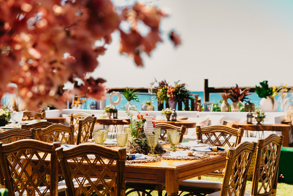 decoração de casamento frente ao mar em buzios 