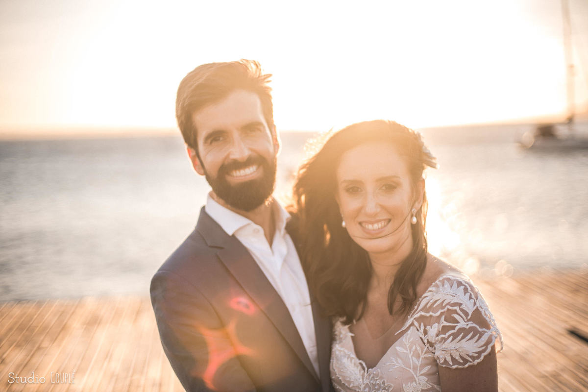 noivos no por do sol em buzios 