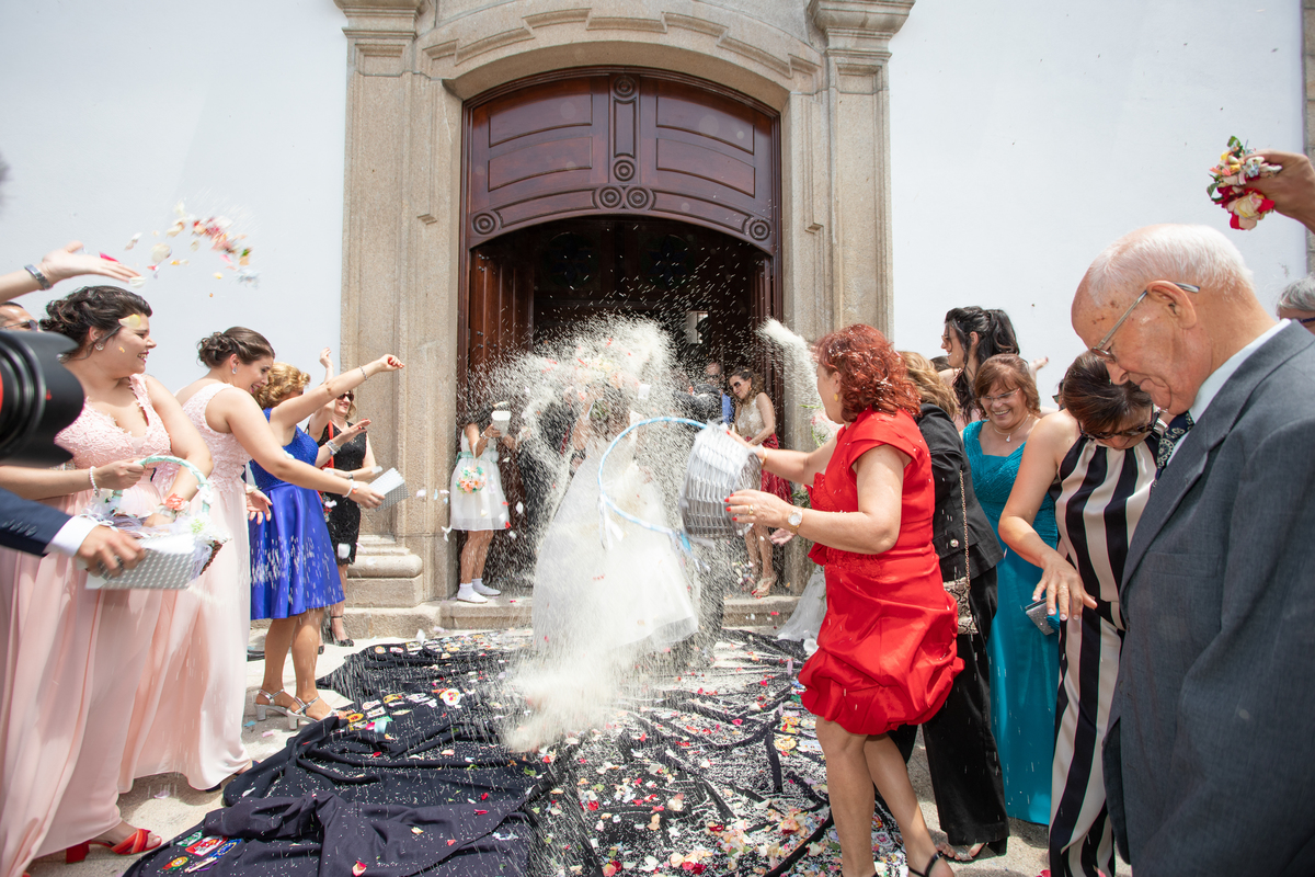 ana-tiago-casamento-alcains-castelobranco-igreja-demasiado-arroz