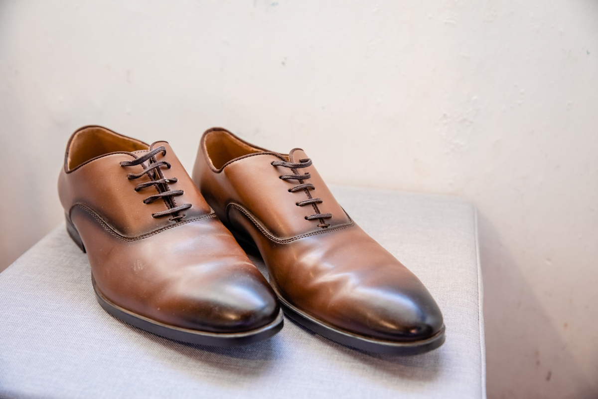 dia-do-casamento-noivo-sapatos