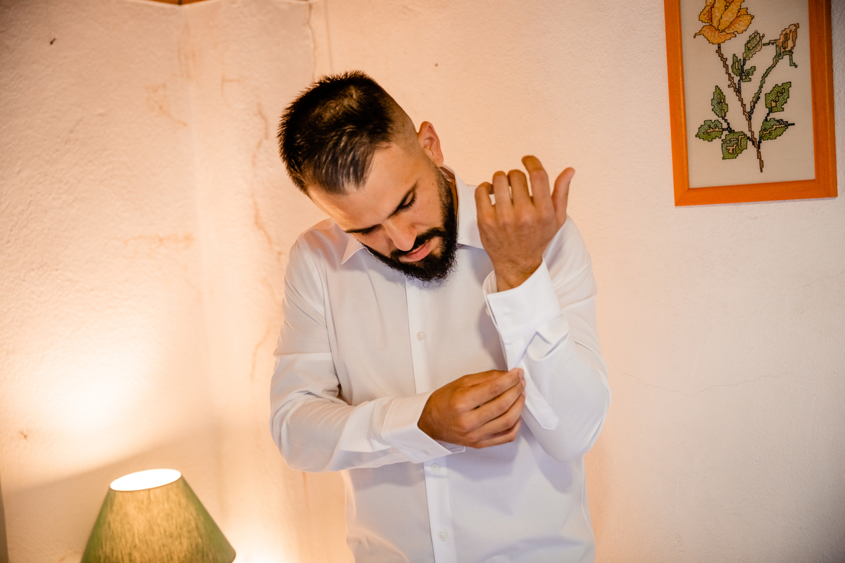 dia-do-casamento-solteiros-noivo-camisa