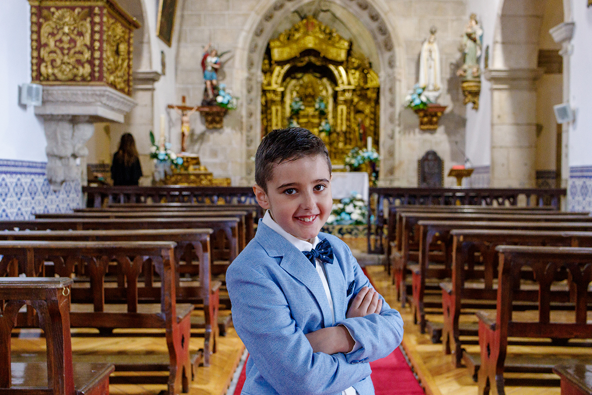 O Salvador a sorrir na pia batismal, fotografia profissional por ricardo-coimbra-fotografo