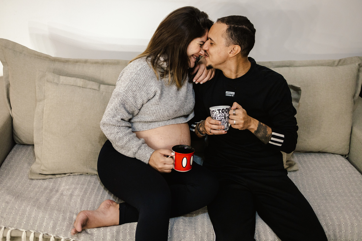 ensaio gestante, ensaio gestante em casa, foto de gestante em casa, book de gestante, fotografia,  fotografia afetiva, gestante, rio de janeiro, rj, limarques fotografia