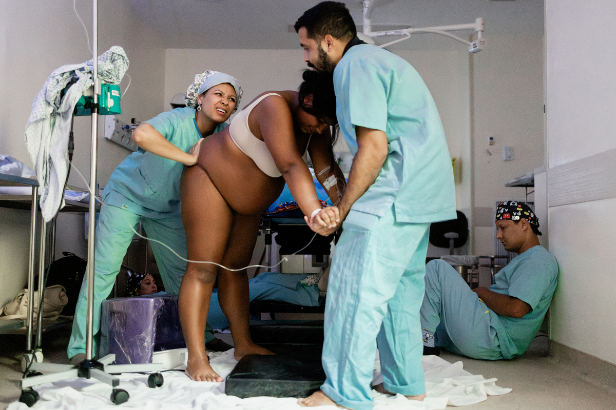 Parto maternidade Santa Lúcia, Fotografa de parto rio de janeiro, fotografo de parto, parto normal, Parto natural, parto humanizado, parto, nascimento, foto, fotografia, rio de janeiro, rj, li marques fotografia, doula fabíola coutinho, gustavo feijó