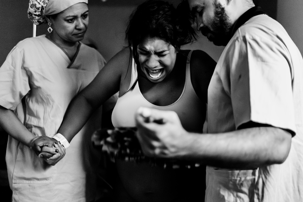 Parto maternidade Santa Lúcia, Fotografa de parto rio de janeiro, fotografo de parto, parto normal, Parto natural, parto humanizado, parto, nascimento, foto, fotografia, rio de janeiro, rj, li marques fotografia, doula fabíola coutinho