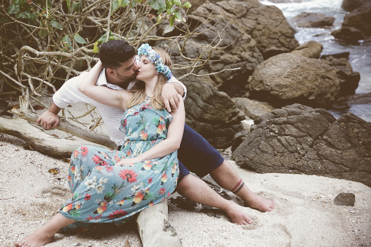 foto-ensaio-de-casal-na-praia-iporanga-guaruja