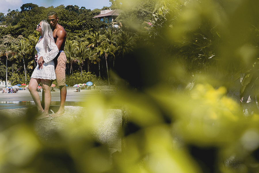 foto-ensaio-de-casal-na-praia