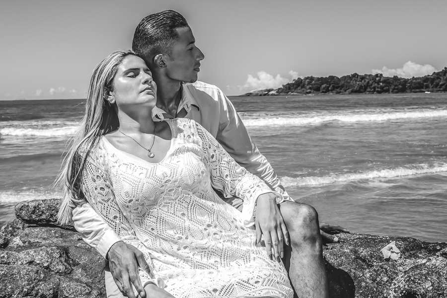 foto-ensaio-de-casal-na-praia