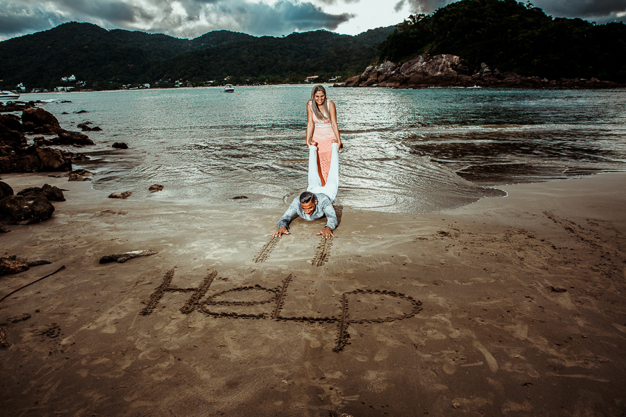 foto-ensaio-de-casal-na-praia