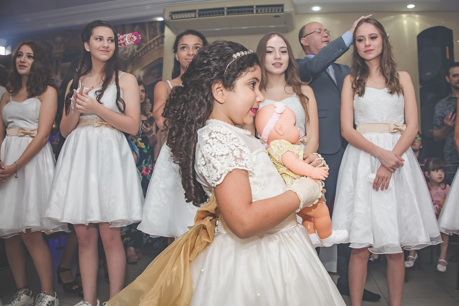 foto-troca-boneca-debutante