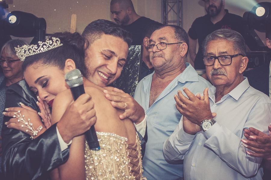 foto-debutante-emocionada