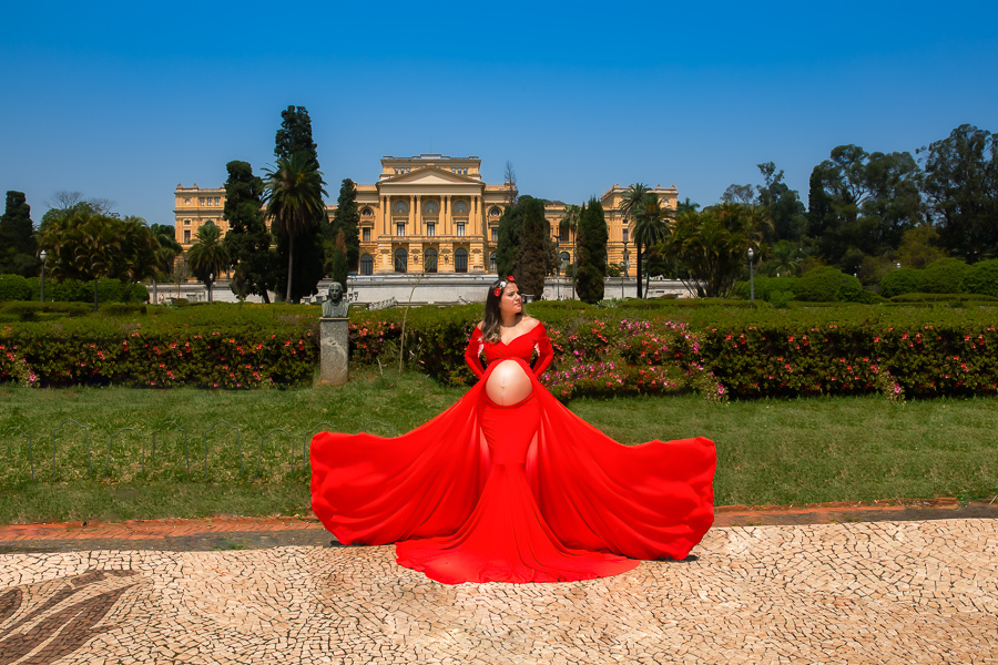 ensaio-de-gestante-no-museu-do-ipiranga